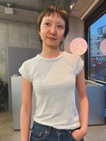 シキムーン 横浜(siki MOON)&nbsp;1ブリーチ Olive beige と short hair