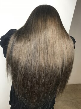 カルマ(KARMA) アッシュグレー