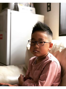 バーバーショップ エイチツー(BARBERSHOP H2) スキンフェード