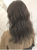 【Zina 銀座中央通り】透明感×ヌーディーカーキグレージュ