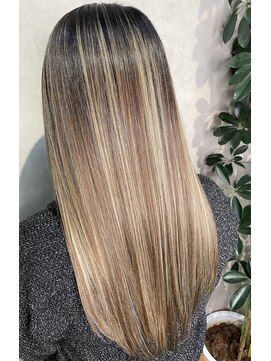 フィーネ 柏(Fi-Ne) ＃グラデーション＃ハイライト＃ケアブリーチ＃柏