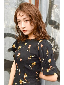 ブゾン(buZon) 【buZon ブゾン】ミディアムパーマ☆シースルーバンク