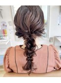 編み下ろしヘアアレンジ