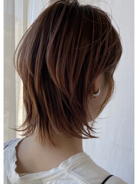 トリッカ 代官山(tricca) ショートウルフ/ショートレイヤー/イヤリングカラー