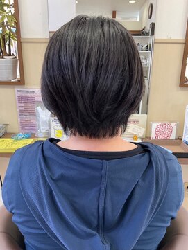 コアフィールフィス(COIFFURE fils) ショートボブ 黒髪ショート