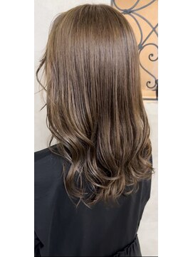 ルノン シェリー(LUNON cheliy) オリーブベージュ/ブリーチなし/透明感