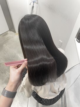 ユーフォリア 新宿通り(Euphoria) 髪質改善ストレート/ストレート/艶髪/美髪