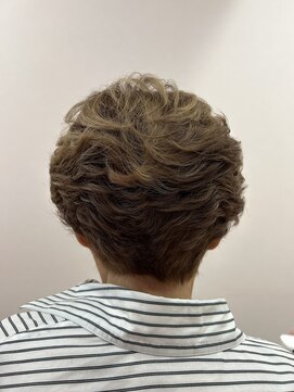 アトリエニコット(atelier nikotto) ダックテイル風ショートスタイル