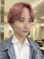 サンクマーケット 渋谷(cinq MARKET)&nbsp;韓国メンズピンクベージュミルクティーカラーセンターパートヘア