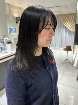ザザ ZA/ZA 目白 顔まわりレイヤーカット