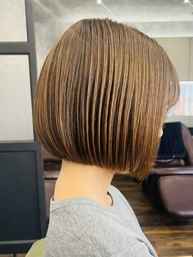 タイ(～tie.) 肩上ボブ