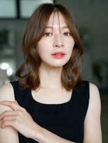 エインアンリー 明治神宮前(AIN.ANLY.)&nbsp;☆ミディアムレイヤーカットダークアッシュ大人ガーリー韓国ヘア