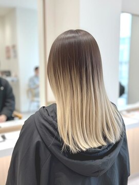 アビエブラン 若江岩田(abije blanc) ミルクティーグラデーション【若江岩田駅】