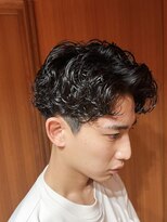 フリック(FLICK)&nbsp;大人の色気【刈り上げ×スパイラルパーマ】アップバングマッシュ