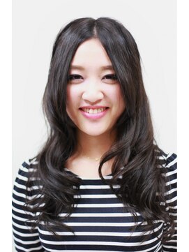 ヘアアンドメイク ドーリー(Hair&Make Dolly) ナチュラルロング