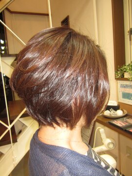 コアフィールフィス(COIFFURE fils) 手ぐしでスタイル完成ボブ