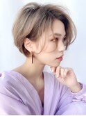 奥行きショートボブで小顔も美髪も[大人可愛い 20代 30代 40代]