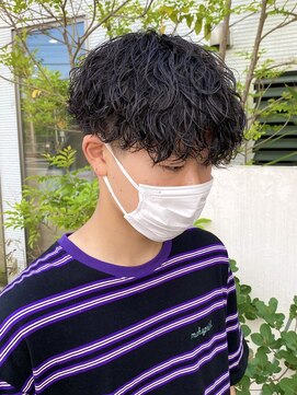 フラム ヘアデザイナーズ(FuLAM Hair designers*) 波巻きスパイラル 2022トレンド