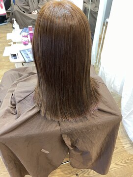 ミミ(mimi) 切りっぱなしストレート