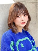 サロウィンフレンテ 新宿三丁目(SALOWIN Frente)&nbsp;石塚／インナーカラーベージュ韓国くびれレイヤーミディアムボブ