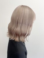 セブンルックスクレオ(7LOOKS creo)&nbsp;ホワイトベージュ