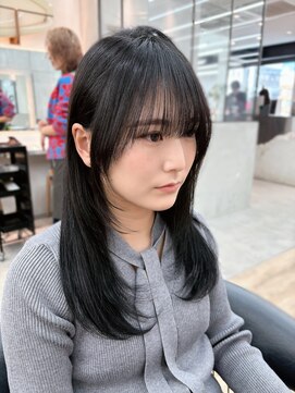 ロンドシエル 横浜(Lond ciel) 似合わせレイヤーカット×フェイスレイヤー×艶ブルーブラック