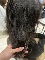 立体感が可愛いウェーブパーマ　(銀座)