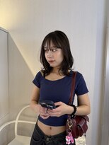 アム(amu)&nbsp;ミディアムヘア/レイヤーカット/くびれヘア/透明感カラー