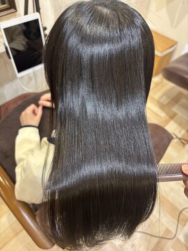 ルヴェール 本店(LeVert) 乾かすだけで艶が出る◎美髪縮毛矯正