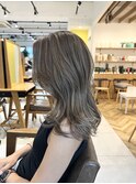 ハイライト/ダークアッシュ似合わせカットミディアムレイヤー