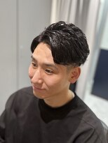 リバティシェアバーバー 銀座(LIBERTY SHARE BARBER)&nbsp;ツーブロック×フェザーパーマ