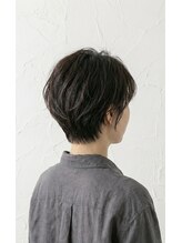 ヘアーリゾートフェニックス 大人上品ショート