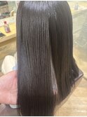 大人女性にピッタリ!抜け感ロング×髪質改善ストレート