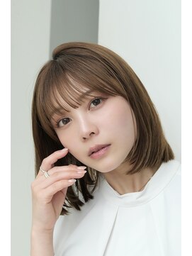 ソワネ 表参道(soigne) 表参道酸性ストレートパーマ艶髪ミディアムレイヤーベージュ40代