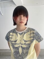 ロカ(loca) loca ポイントレッドカラー×マッシュバング