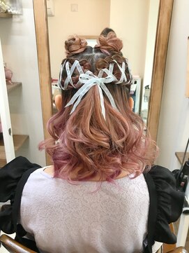 ロカット サロン(Roquat Salon) ツインハーフアレンジ【ヘアアレンジ　立川南口/立川/八王子】