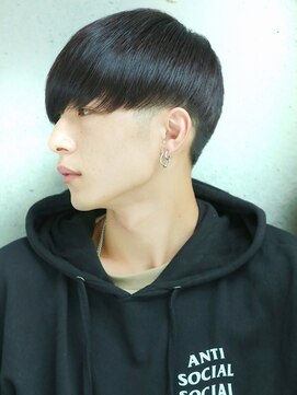 リップス 池袋(LIPPS) ソフトツーブロック テクノ サイドパートマッシュ