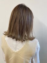 バズ ビー(BUZZ Bee)&nbsp;ミルクティーアッシュベージュ☆