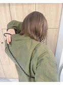 くすみベージュ