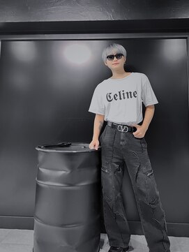 アウル 心斎橋(owl) シースルーマッシュ×シルバーカラー×ダブルカラー×ブリーチ