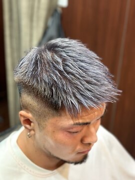 ヒロギンザ 池袋東口店(HIRO GINZA) シルバーカラー