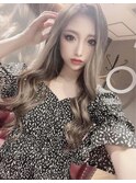 ミルクティーベージュ