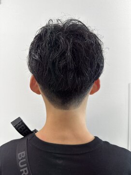 シーン 読売ランド前(SCENE) 癖毛活かしmen's cut