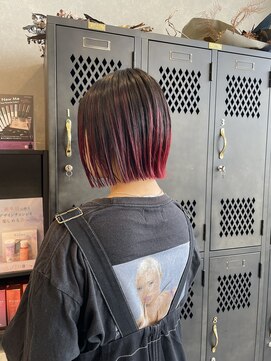 アチーブリス(achieve Liss) 個性派レッドバレイヤージュ 10代20代人気