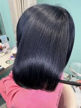 リーホリエ(Lee Horie) バッサリボブ/髪質改善×グレーアッシュ