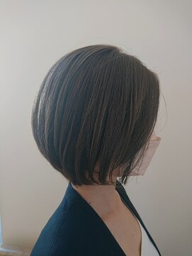 ヴァンカウンシル 半田店 ショートボブ