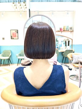 ロンド レグリーズ 立川(Lond leglise) タッセルボブ/ミニボブ/フェイスレイヤー/顔まわり/グレージュ