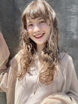 ティファ 自由が丘店(Tiffa) ホワイトグレージュ／ミニウルフ／デジタルパーマ　【自由が丘】