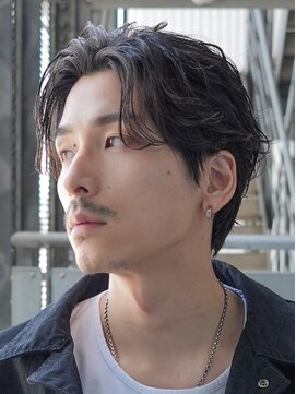 レタッチ バイ フィフス 天神大名(RETOUCH by fifth) 福岡天神メンズフェザーパーマフェザーショートスパイラルパーマ