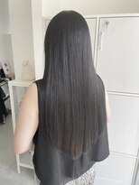 ヘア エッセンス エルメ(hair essence elme)&nbsp;【グレーカラー／ストレートロング】